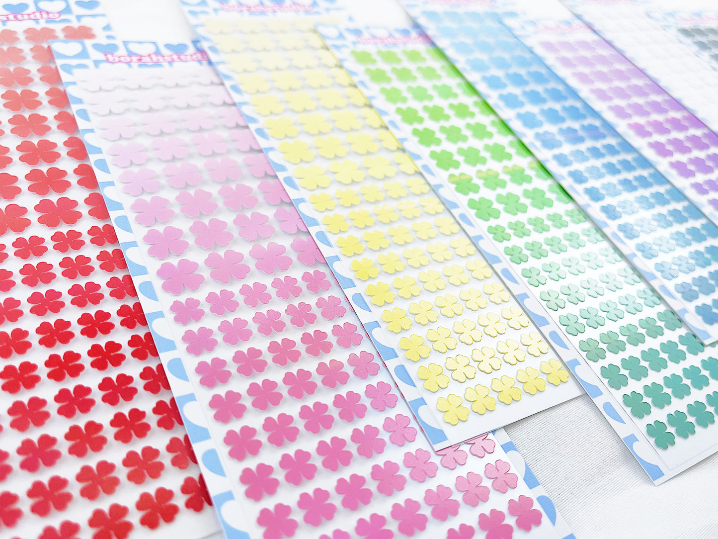 Gradient Clovers (8 colors)