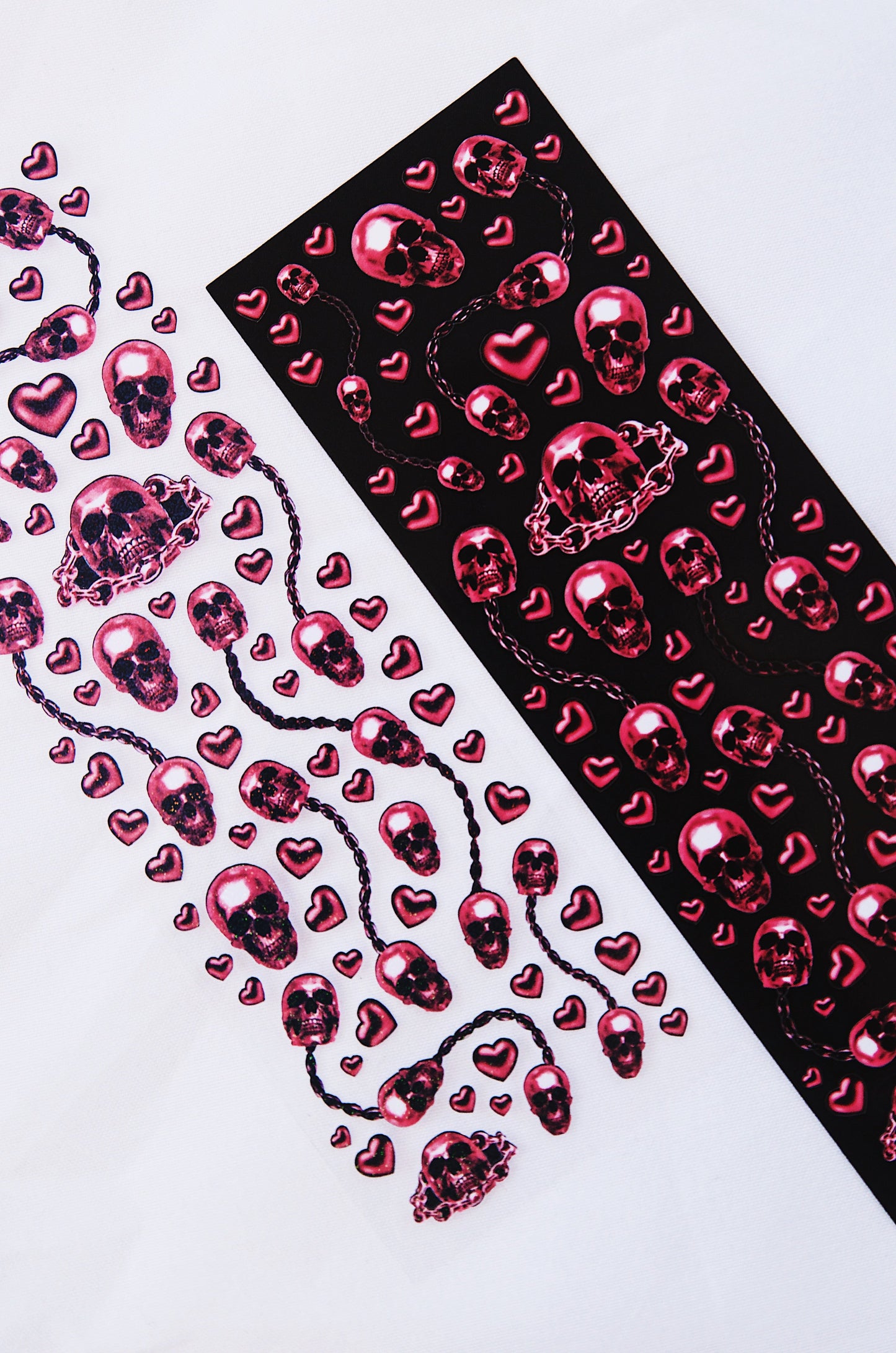 Skull Chain (Pink)