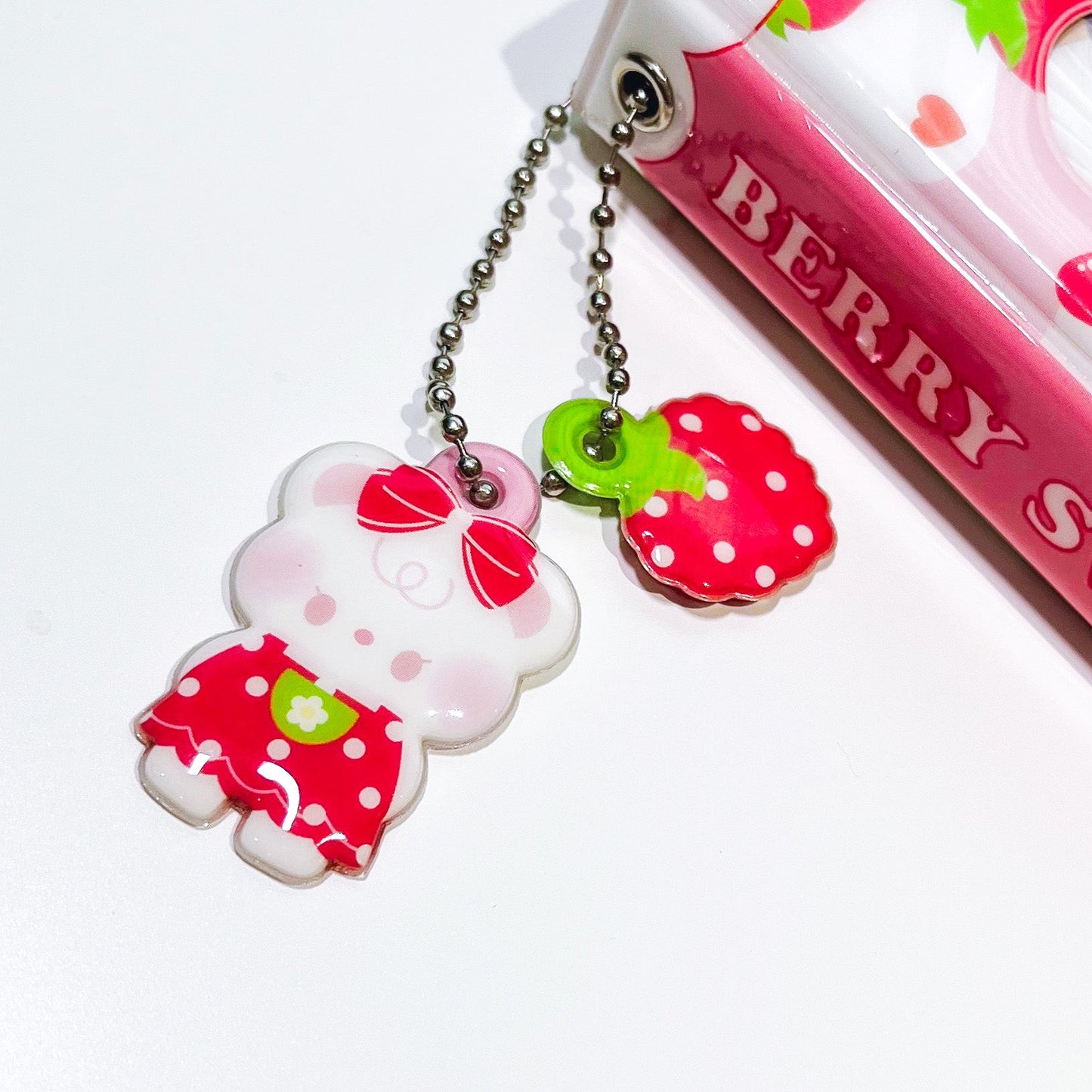 [borahstudio] Honey Strawberry Princess Puffy Keychain